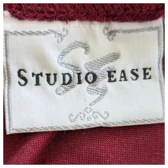 STUDIO EASE Vintage Burgundy Velvet Midi Empire Waist Dress Size M PM - Picture 3 of 5